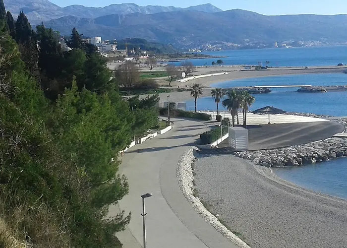 Leon Alloggio in famiglia