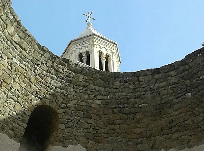 Leon Δωμάτια σε οικογενειακή κατοικία *